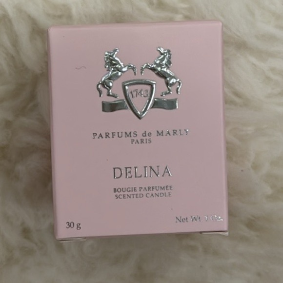 PARFUMS DE MARLY DELINA CANDLE 30G - Picture 2 of 9